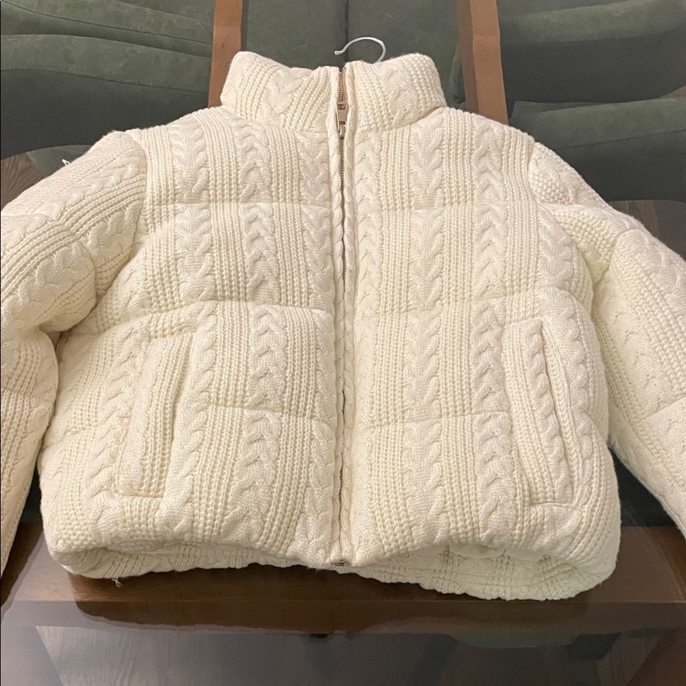 Zara knit puffer great condition